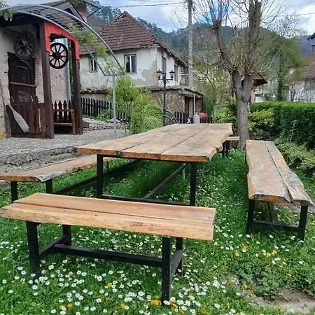 Mujagin Gasthuis Srebrenica